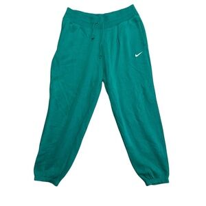 Nike Sportswear Essential Joggers – Green (Size L)